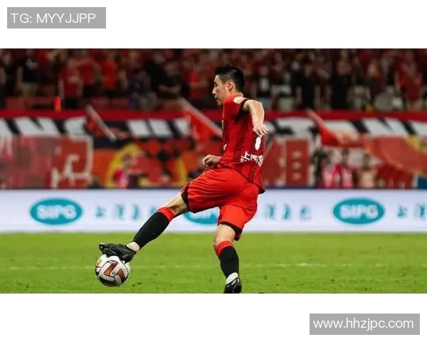 武磊在中超联赛再度破门，上海上港豪取四连胜势不可挡